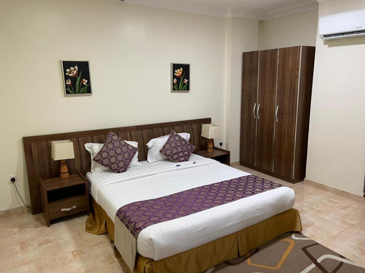 Enwan Suites Hotel Jubail Exterior photo